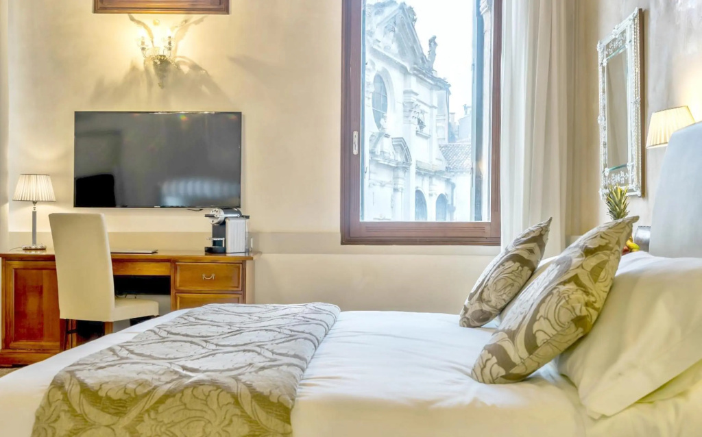 Hotel photo 27