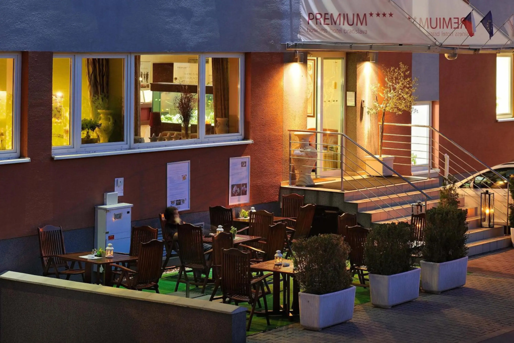Premium Business Hotel Bratislava - фото 18