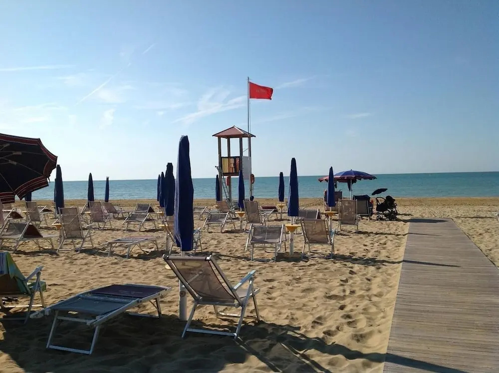 Beach & Waterfront