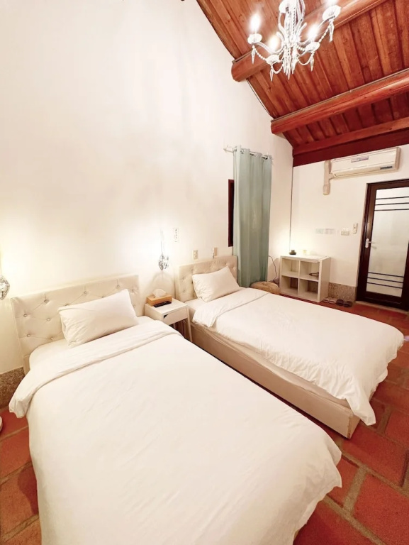 Comfort Double room with courtyard view (twin beds)