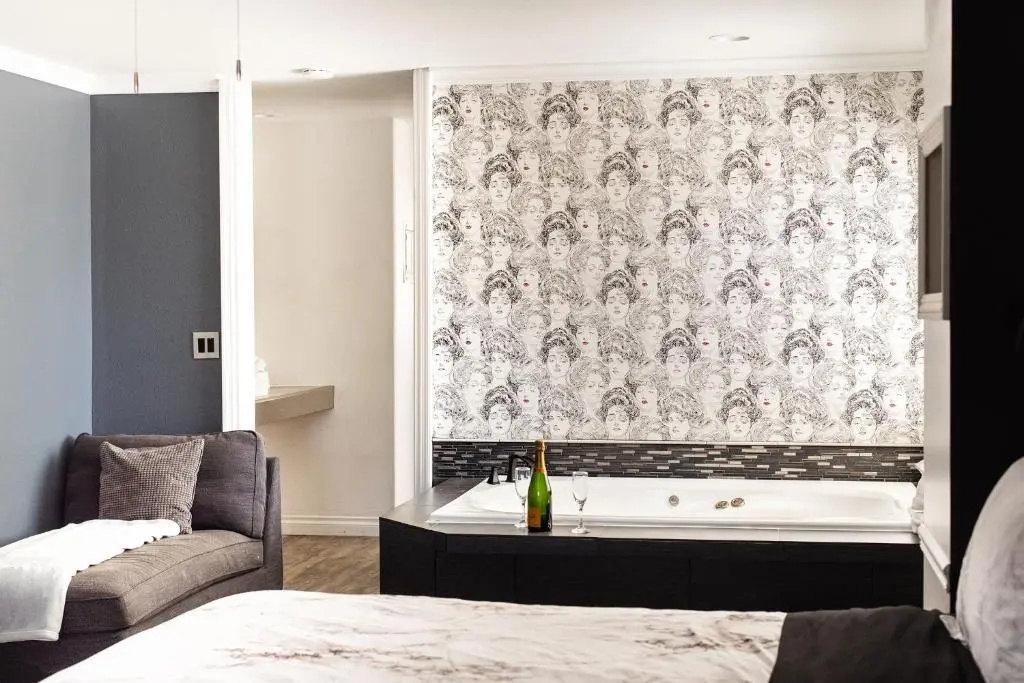 Big Bear Spa Suites - Chambres