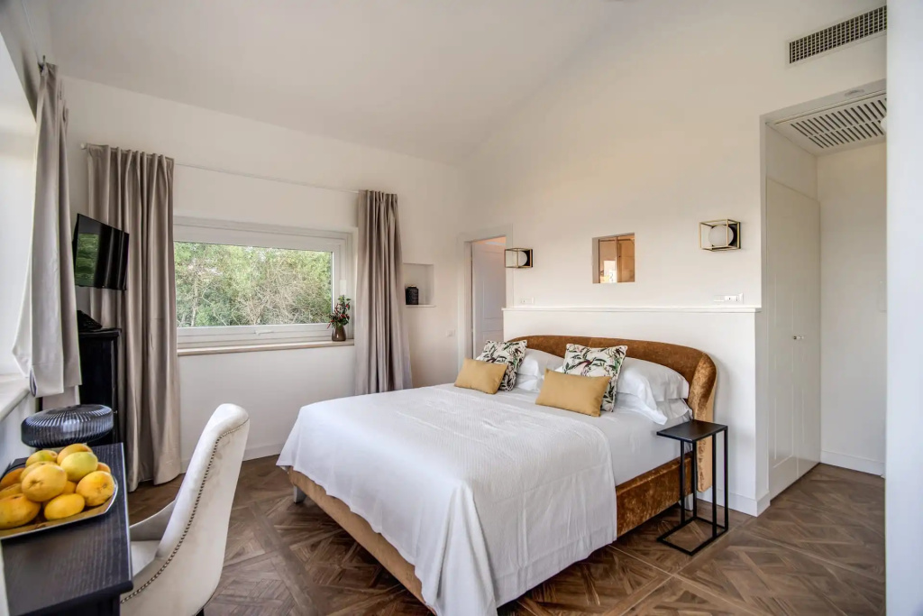 Superior room