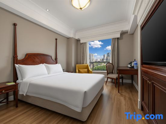 Standard Double room with city view (full double bed)