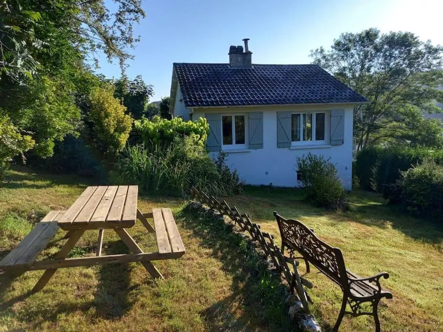 Maison chaleureuse et lumineuse à 400m de la plage