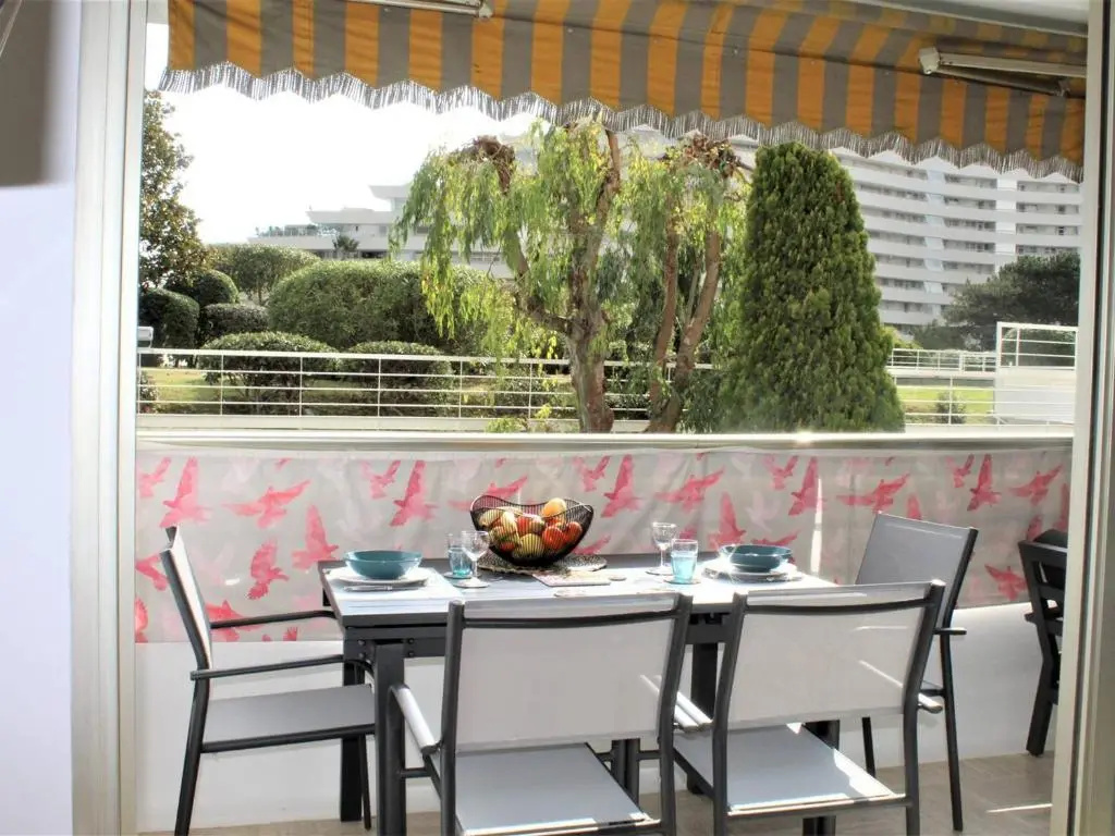 Appartement Villeneuve-Loubet, 3 pièces, 4 personnes - FR-1-252A-66