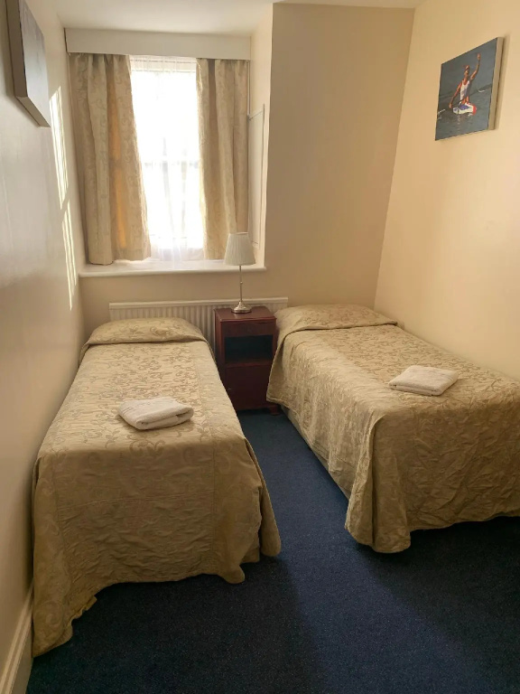 Standard Double room (twin beds)
