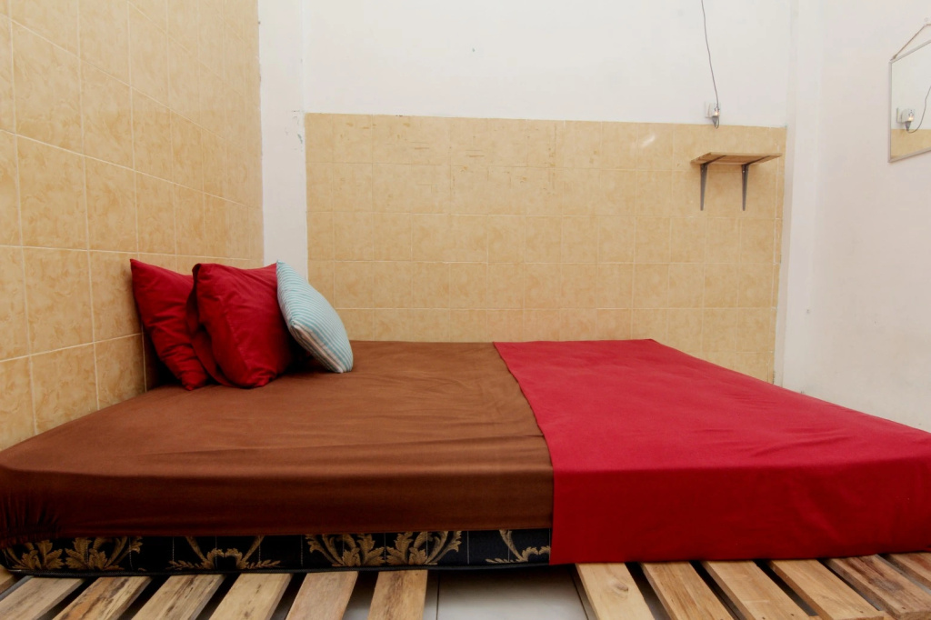 Standard Double room (full double bed)