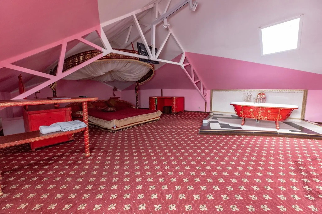Standard Double Duplex room (full double bed)