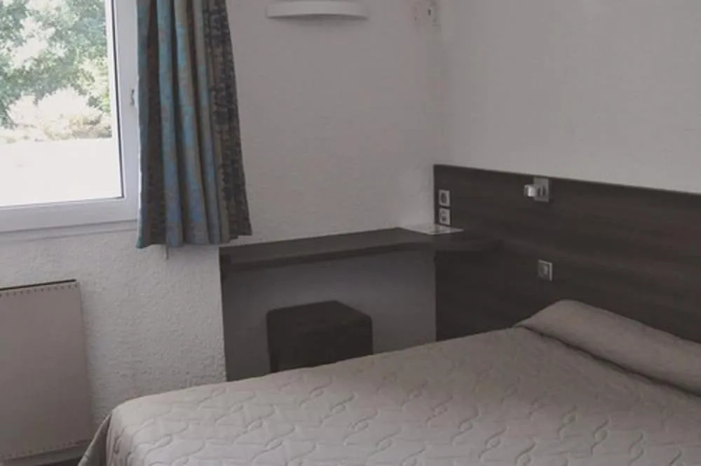 Voir la photo 3 — Hotel Henri IV