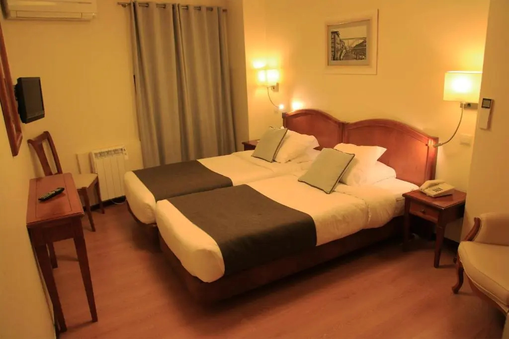 Double room (twin beds)