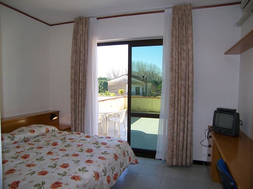 Hotel Delfa — 2