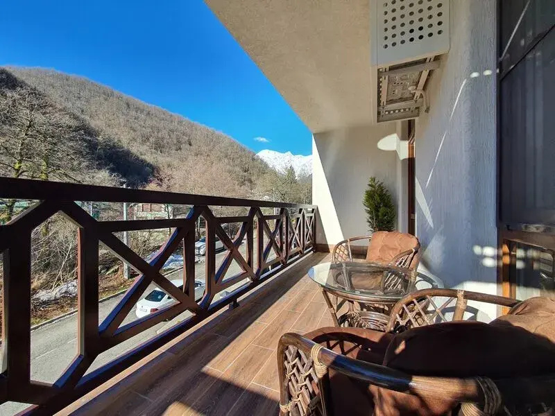 Balcony & Terrace