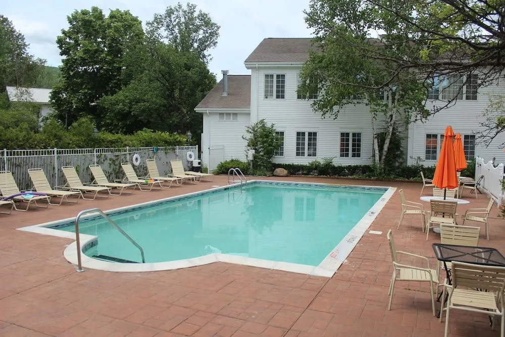 Phoenix Inn Resort - Général