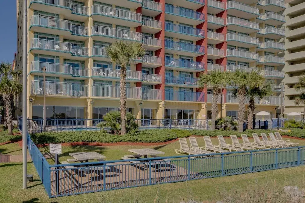 Grand Atlantic Resort 601 Eff by RedAwning