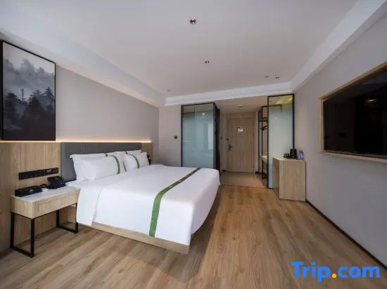 Superior Double room (full double bed)
