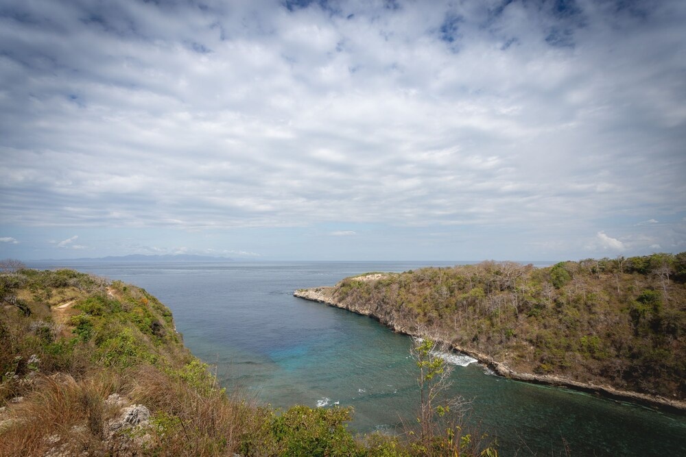 Beach & Waterfront