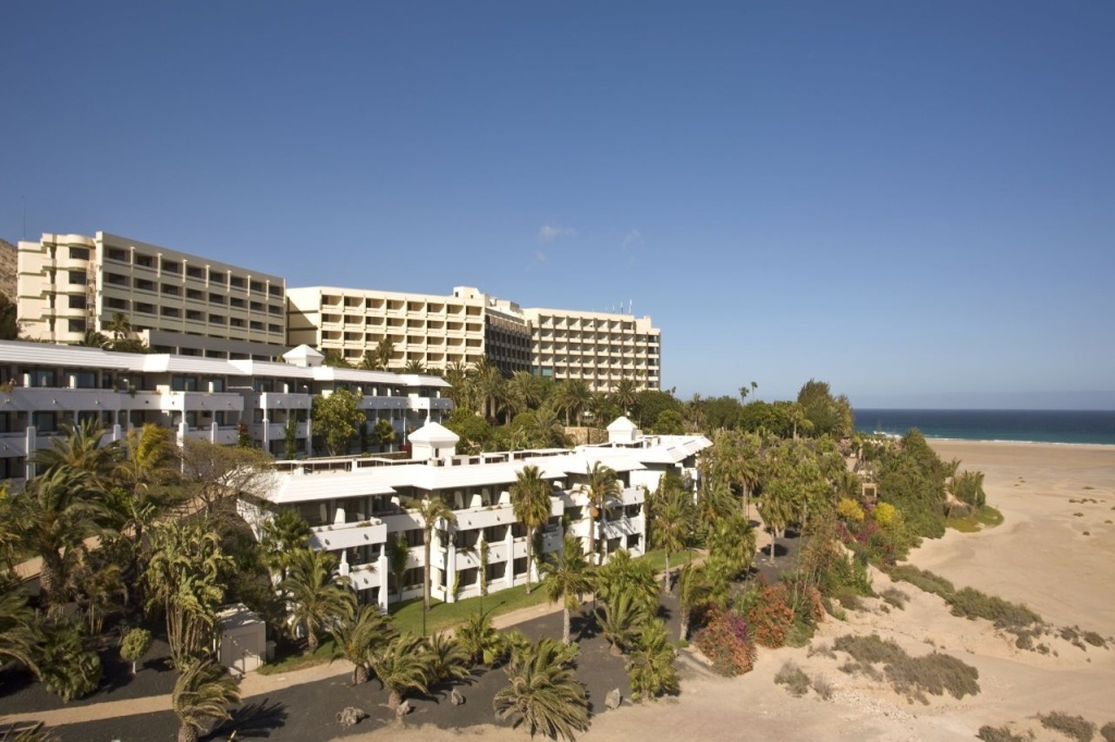 Beach & Waterfront