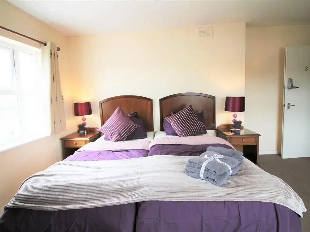 Summerfield Pub & Boutique Rooms — фото