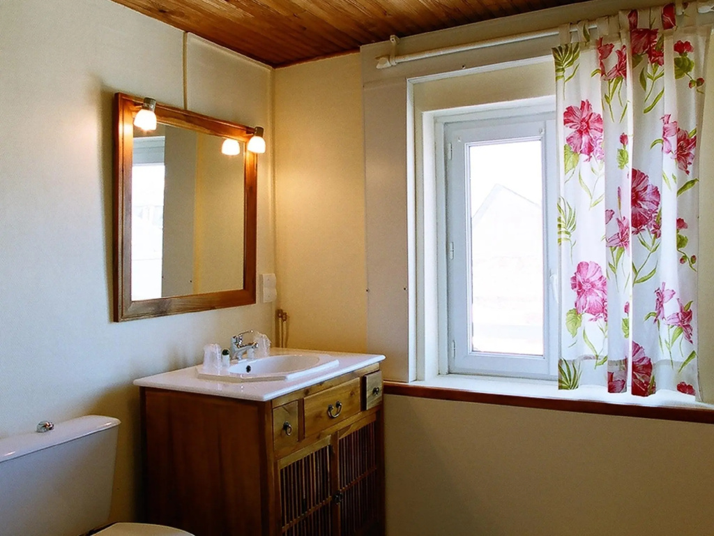 Superior Double room (full double bed)