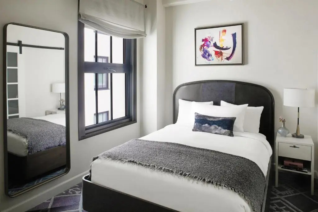 Hotel Figueroa, Unbound Collection by Hyatt - Chambres