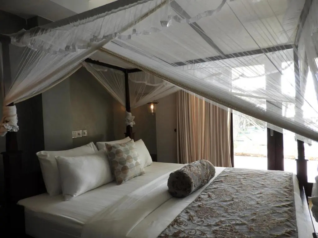 Sapphire Seas Beachfront Villas - Chambres