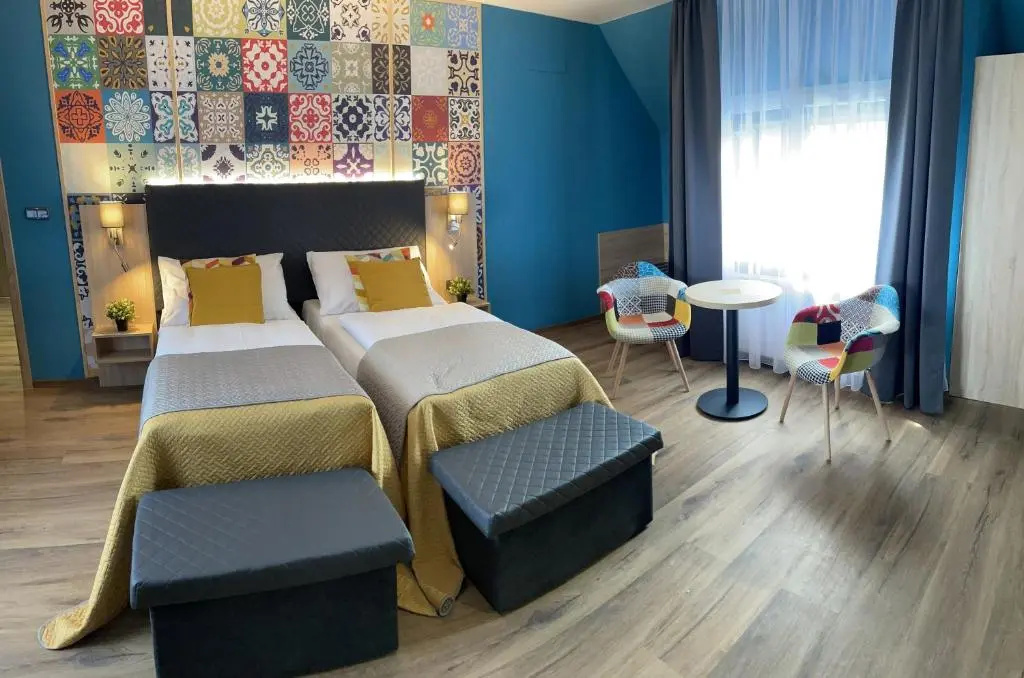 Deluxe Suite