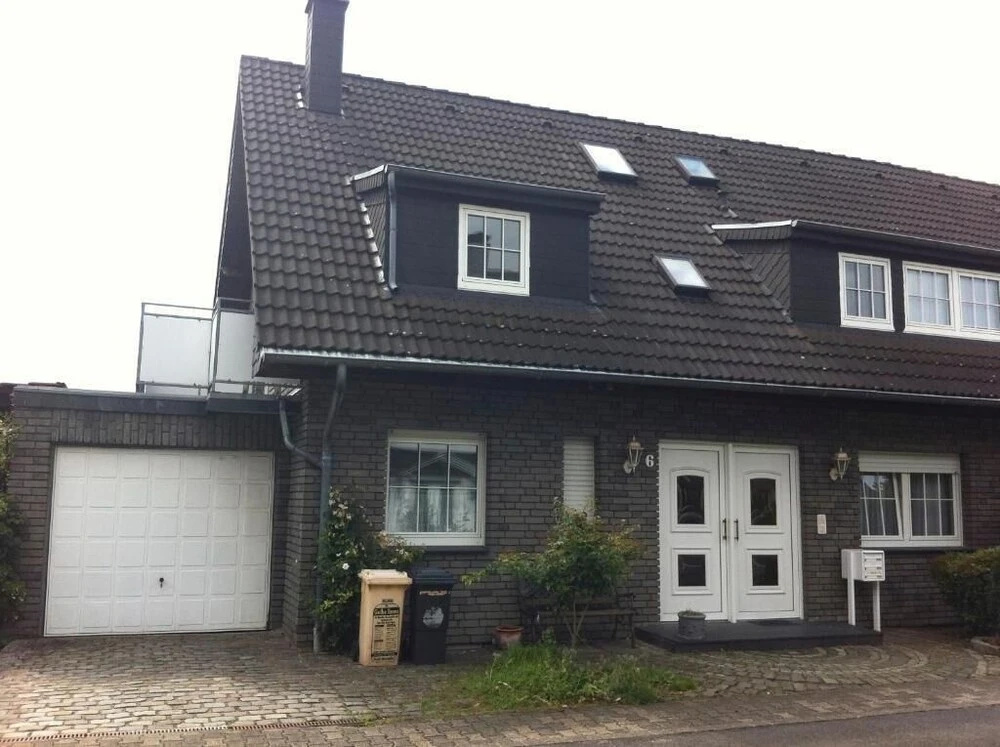 Mansion Bani