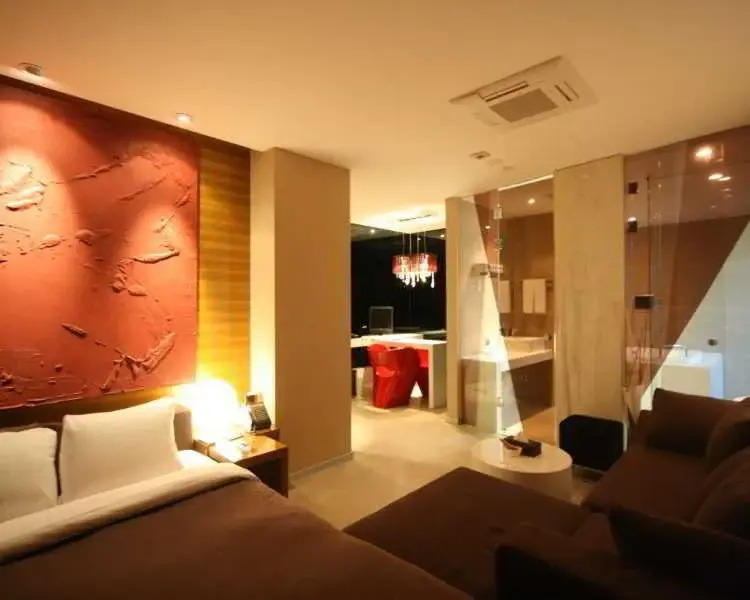 Hotel Tria by null
