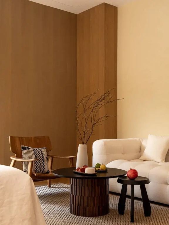 Comfort Double room with courtyard view (full double bed)
