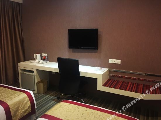 Hotel Capital
