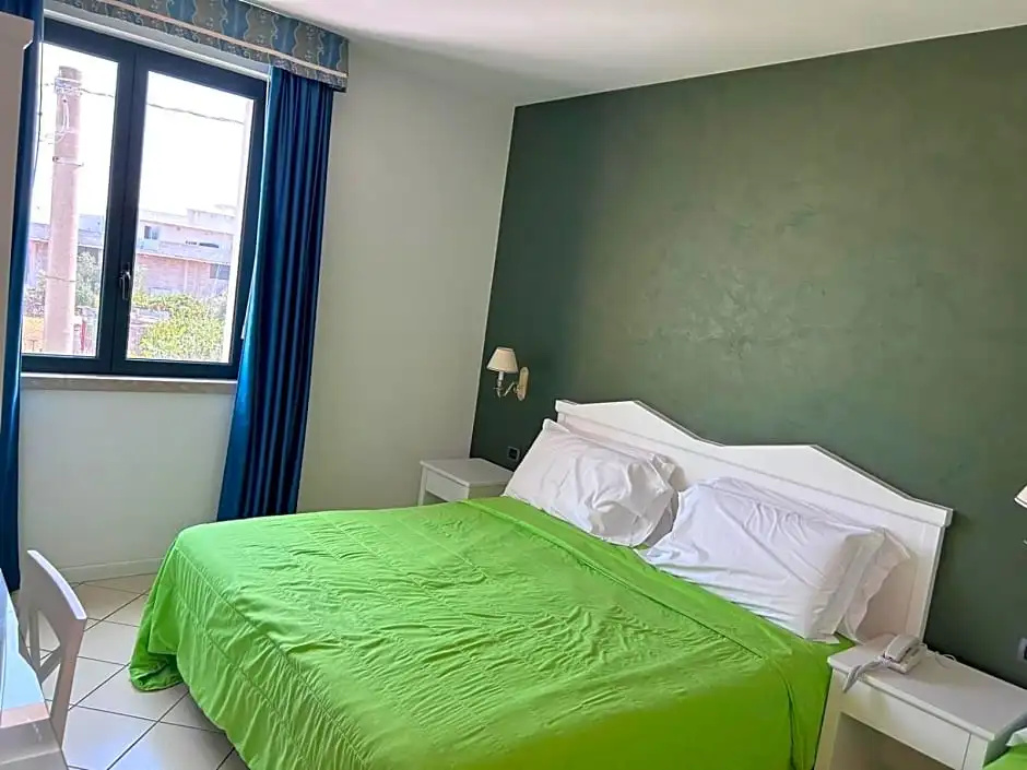 Tuo Hotel - Chambres