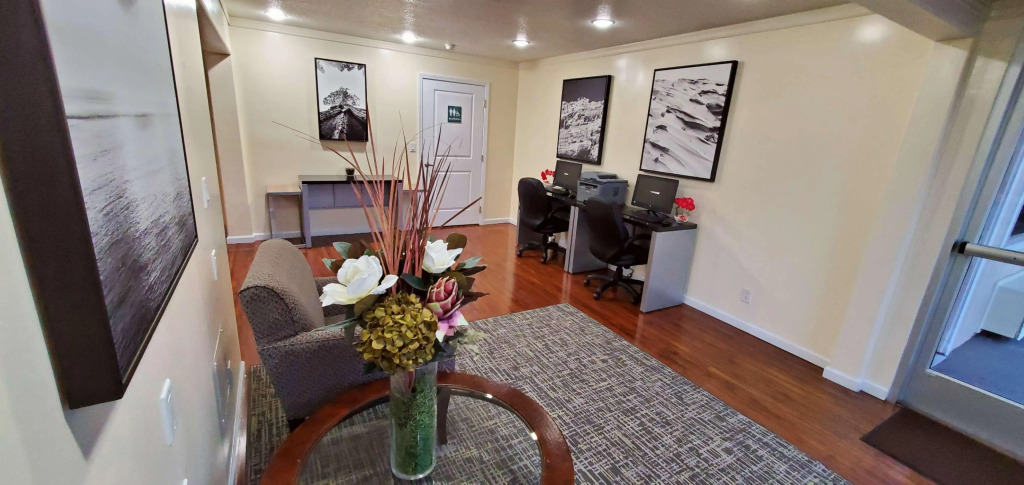 Best Western Plus Northwoods Inn — фото 2