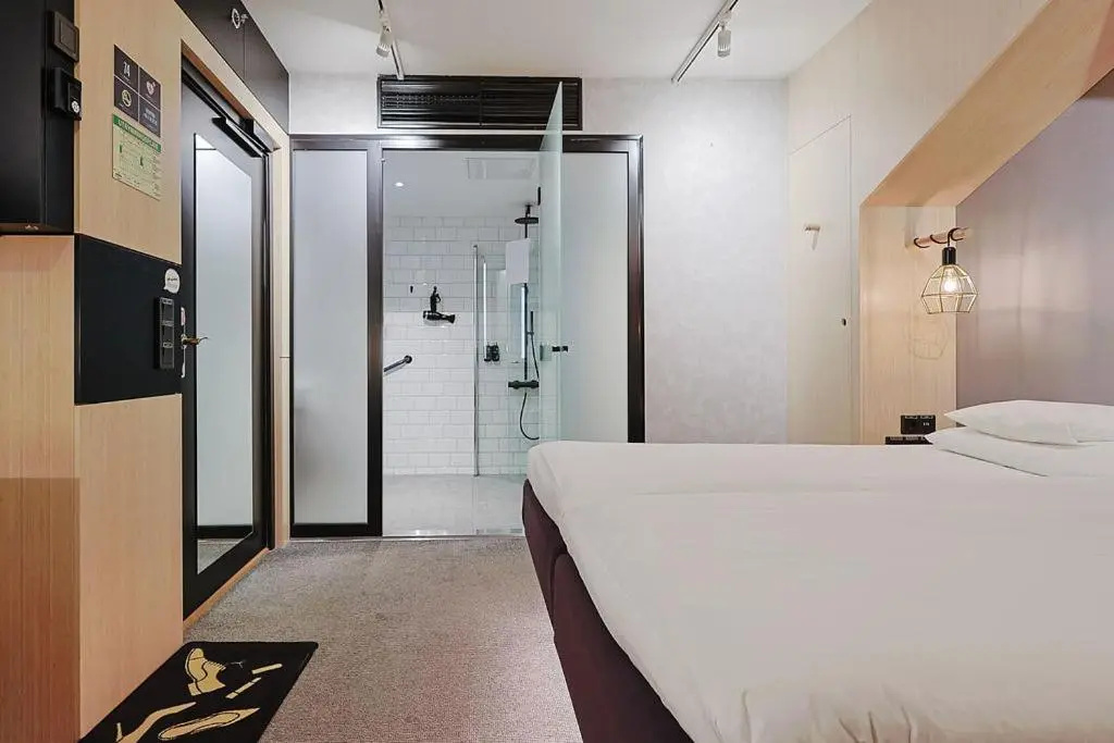 Hotel With Urban Deli - Général