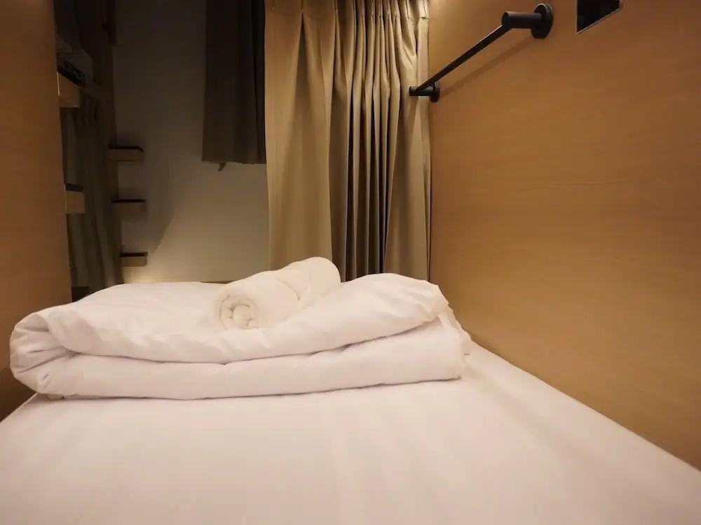 Trybe Capsule Hostel Chiang Mai — 3