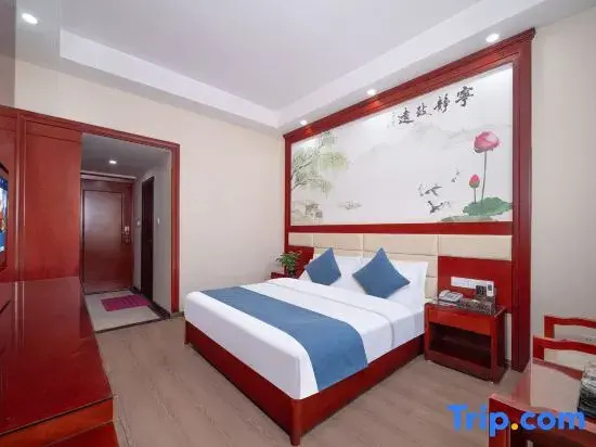 Business Double room (full double bed)