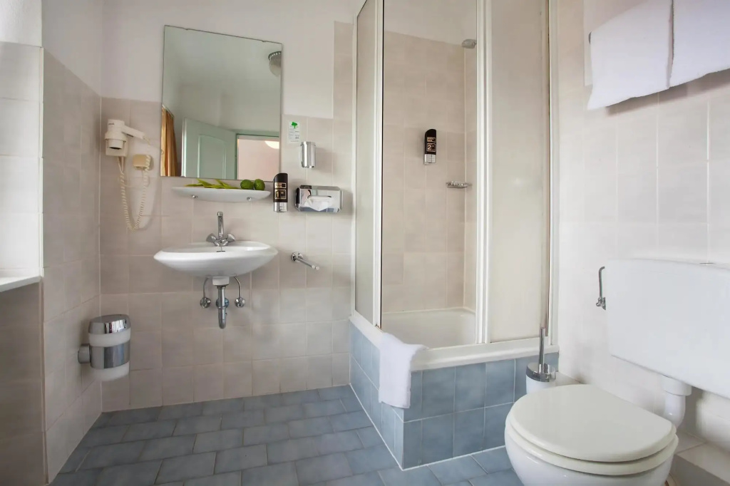 Hotel photo 30