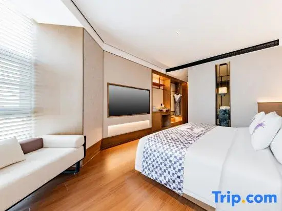 Deluxe Double Family room (full double bed)