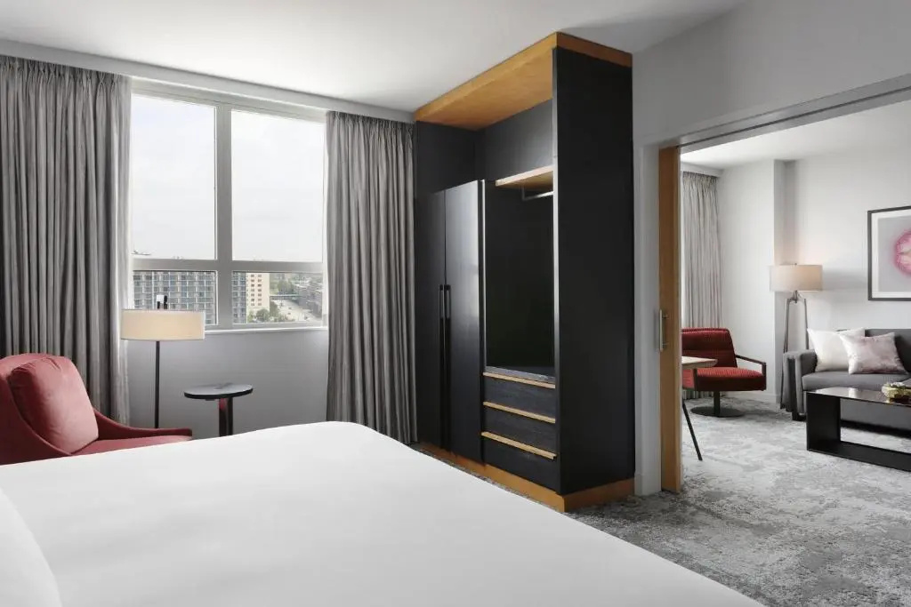 1 Bedroom Double Suite (full double bed)