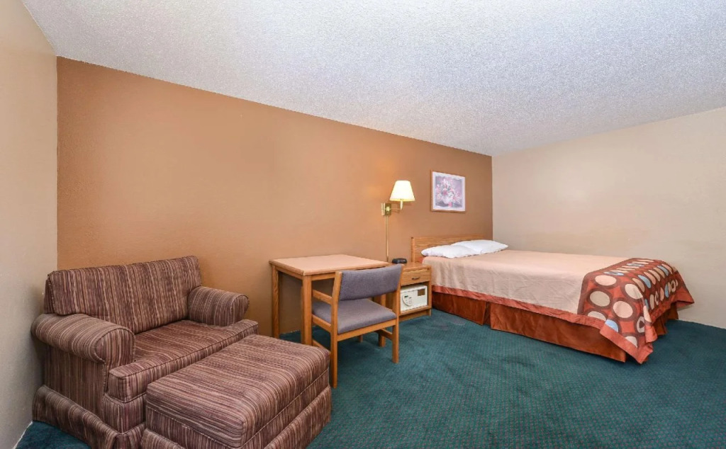 Rodeway Inn North — фото 6