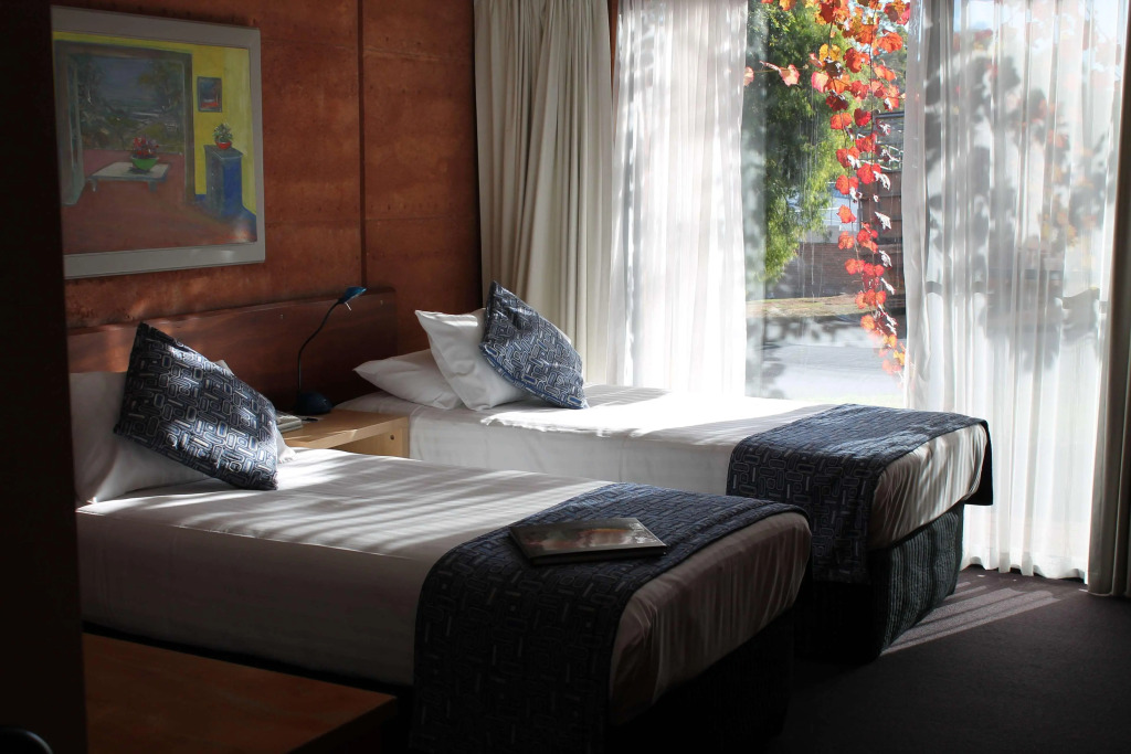 Best Western by null