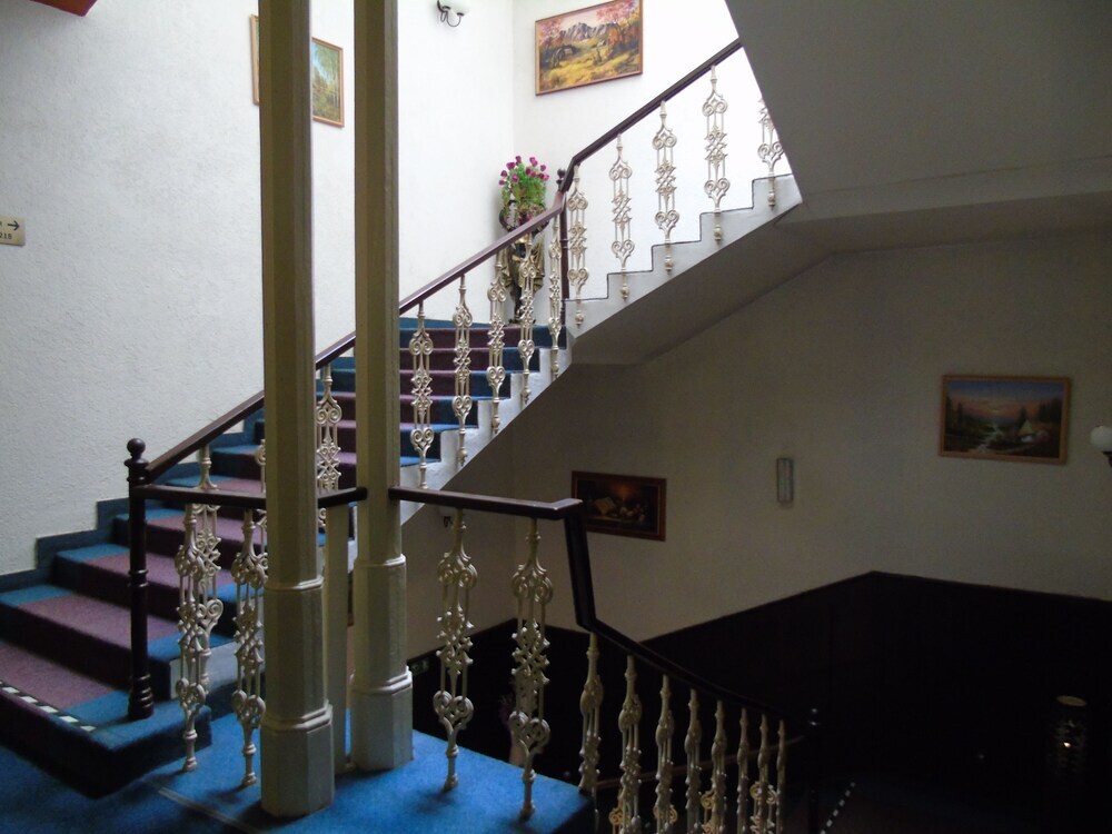 Image 10