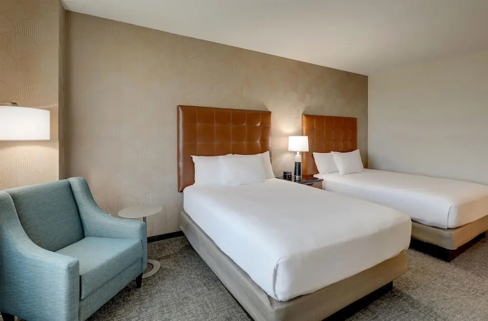 Drury Inn & Suites Dayton North - Chambres