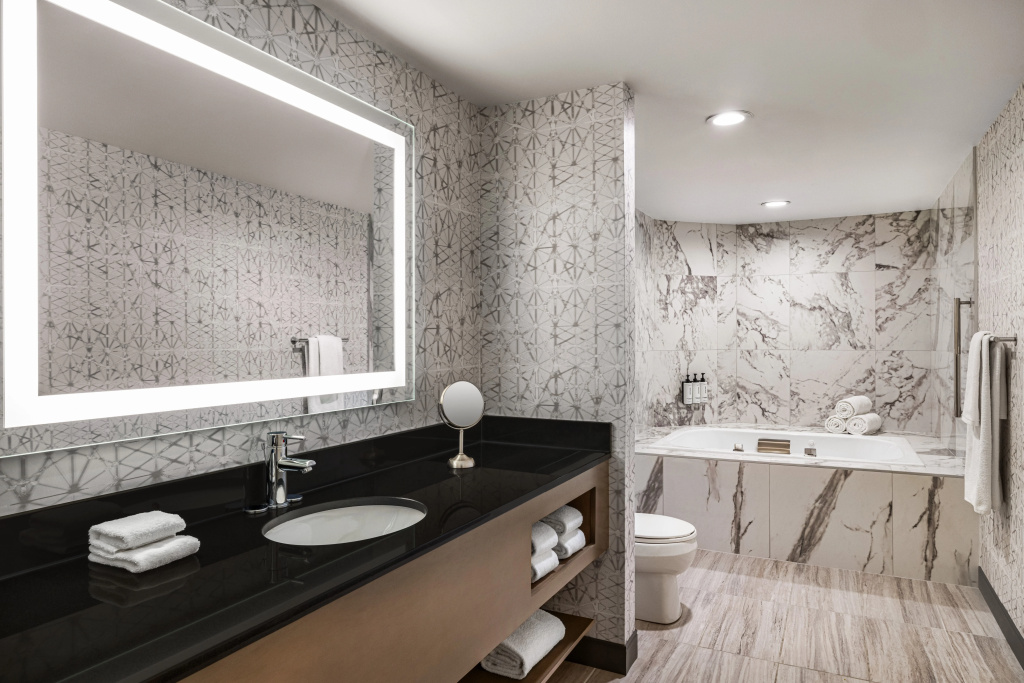Crowne Plaza Auburn Hills by IHG - Général