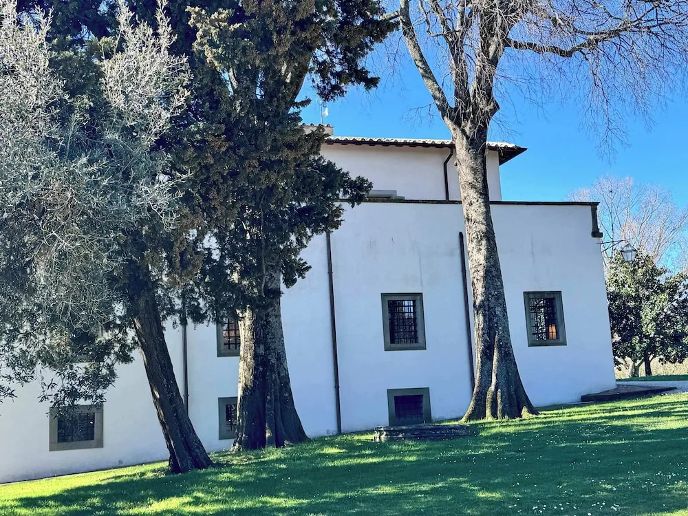 New Estate of Joy a Magnificent Historic Villa Near Rome on Glorious Ground Pool and Olives Galore