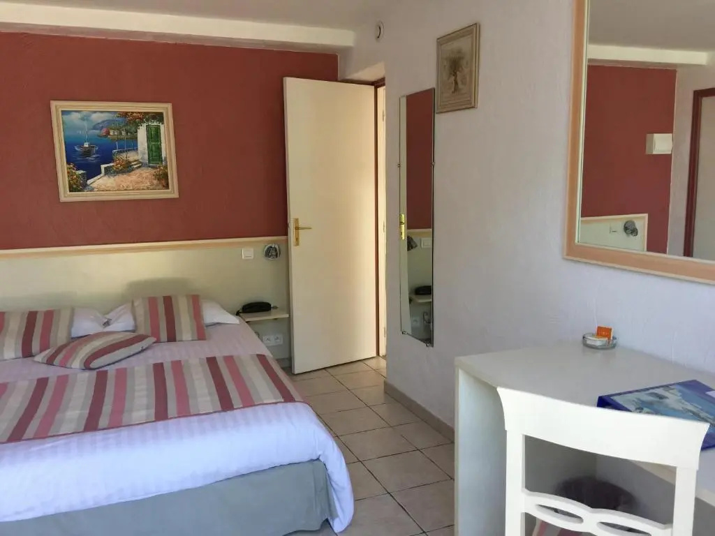 Comfort Double room (full double bed)