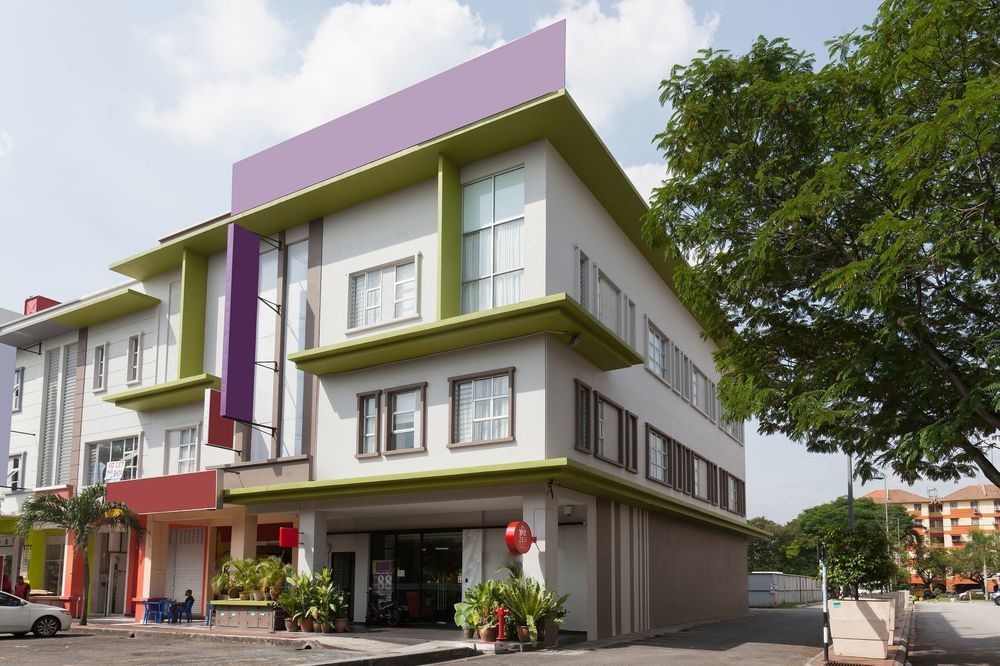 ZEN Rooms Near SALAM Hospital in Shah Alam