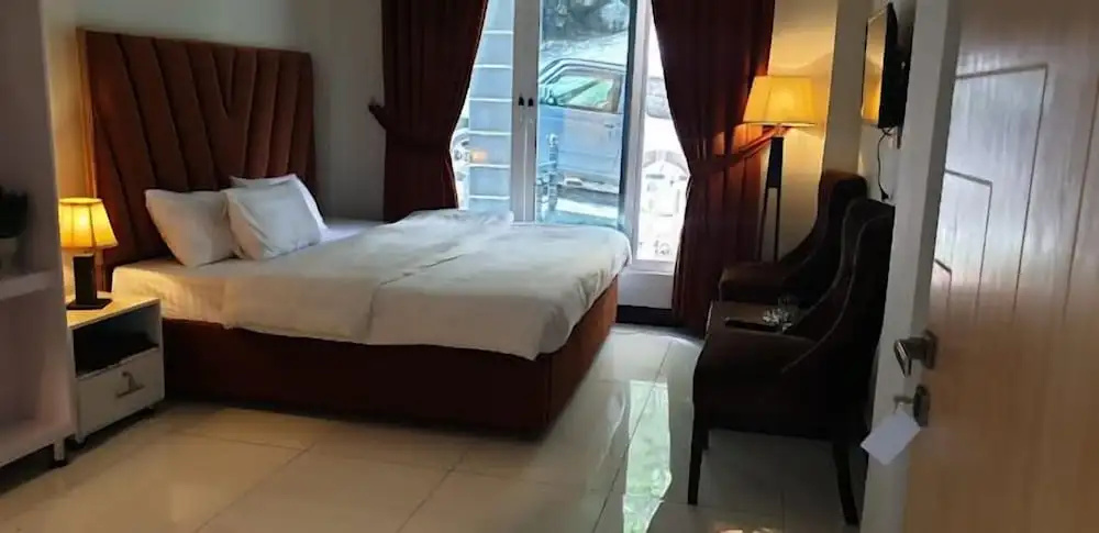 Hotel photo 2