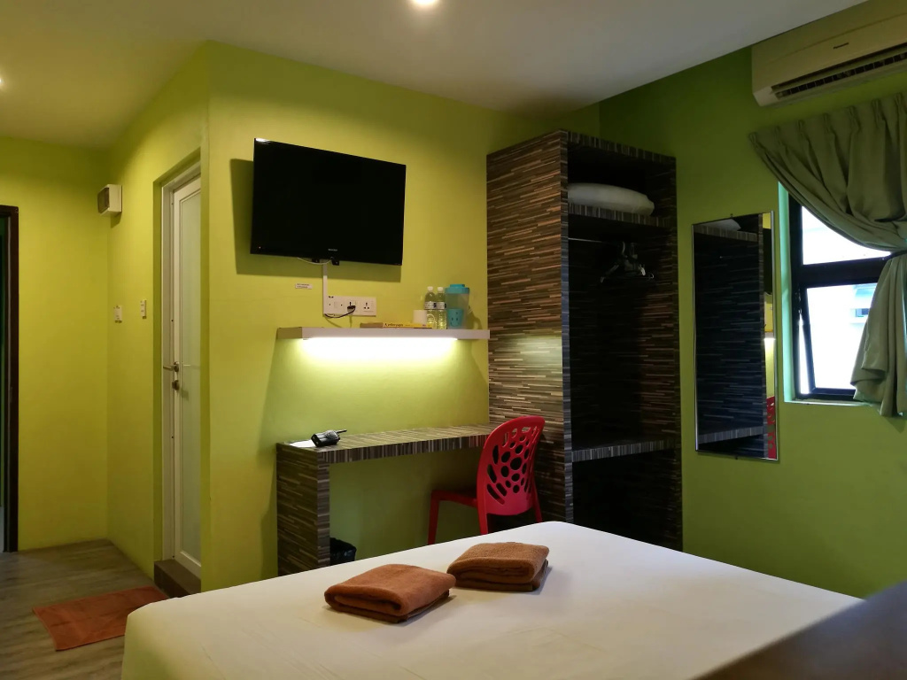 Standard Double room (full double bed)