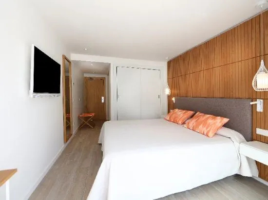 Iberostar Waves Playa de Muro Hotel - Chambres