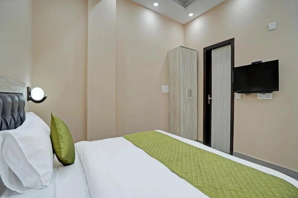 Hotel Green Chilly